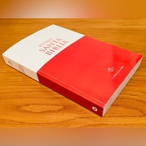 RVR60-Santa Biblia - Tapa Blanda - RVR 1960- Reina Valera (Editorial Vida, 2017)